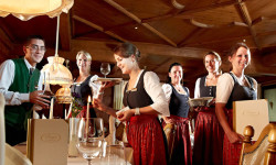 restaurant-staffs.jpg &nbsp;
