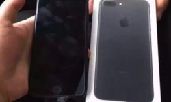 Apple-iPhone-7-unboxing-Jet-Black-vs-matte-Black-packaging1.jpg &nbsp;