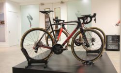 2017 Specialized S-Works Tarmac Disc eTap 01 - Copy.jpg